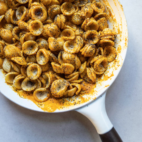 creamy carrot pasta with poppy seeds