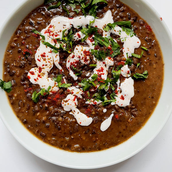 dal makhani indian black lentils