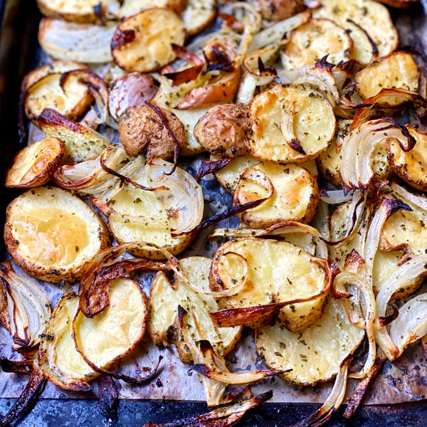 roasted potato slices with onion and shabazi spice