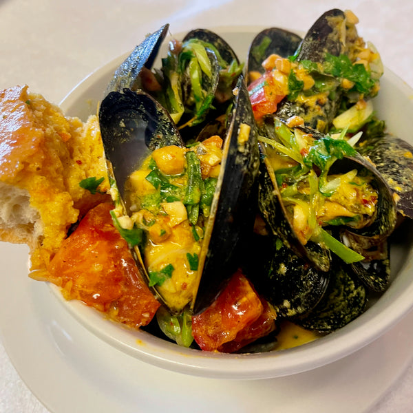 Penang Coconut Curry Mussels