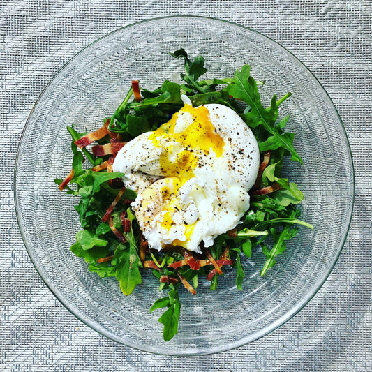 Arugula salad with poached egg