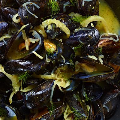 Steamed Mussels with Fennel