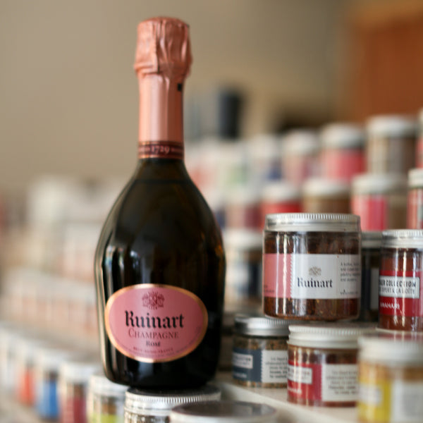 bottle of ruinart rose and spices